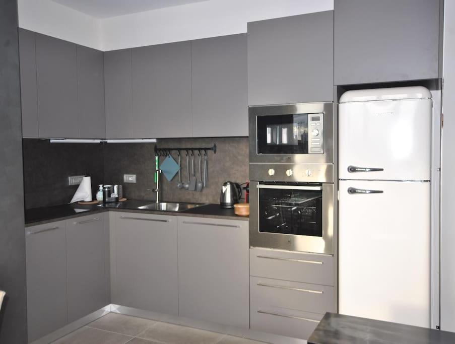 Nisus Apartment, Prestigioso